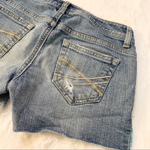 Aeropostale Distressed Denim Cutoff Jean Shorts Size 00 - Picture 7 of 8
